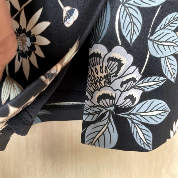 Vince Camuto Floral Navy Blue White Puff Sleeve Sheath Dress Size M 10 - Picture 10 of 15